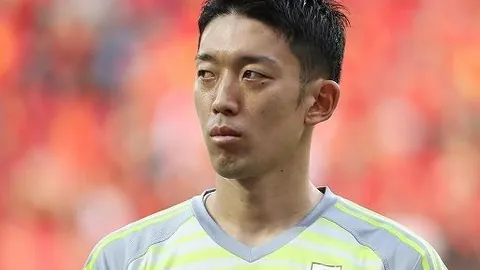 曼联全力追逐多特蒙德中场球员恩梅查