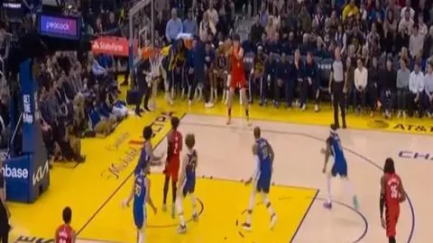 那不勒斯对阵米兰战报：波利塔诺获最佳，官方确认关键先生助2-1逆转胜利